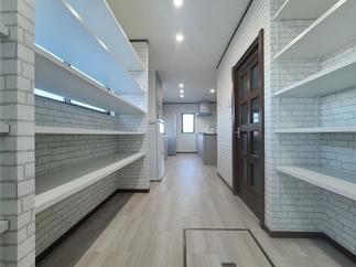 大容量のパントリー