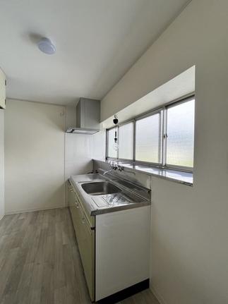 内装とレンジフードのリフォーム