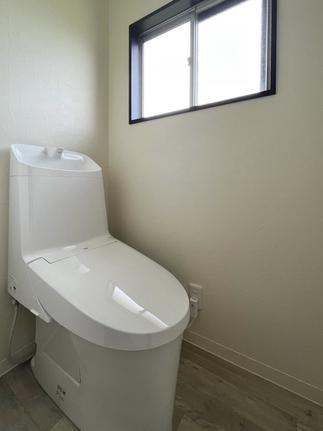 LIXILアメージュシャワートイレを入れました！