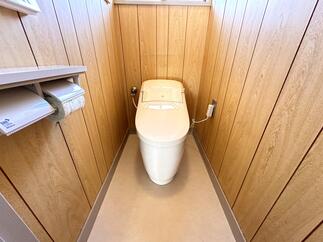 トイレは「プレアスLS」