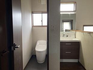 補助金活用で内窓・洗面台・トイレをリフォームしました（中央市）