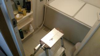 施工前の浴室です。