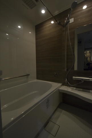 ダウンライトで癒しの空間に！