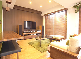 東松山市 ４つの部屋を広い１つの空間にし、好きなインテリアでゆとりある暮らしを送れる空間になりました。