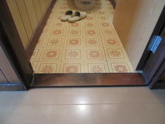 出入口　床板交換(施工前)