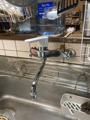 キッチン水栓からの水漏れあり交換