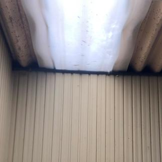 渡り廊下屋根　BEFORE