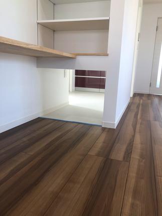 書斎下、ペット出入口