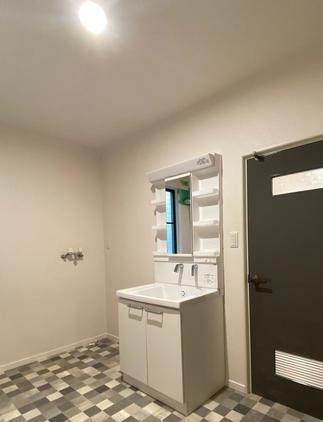 1階洗面化粧室　AFTER