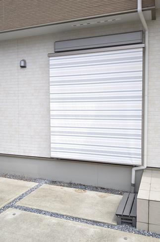 スタイルシェード　AFTER　垂直に使用