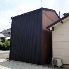 岐阜市で外壁リフォーム！　ガルバリウム鋼板で見た目と耐久性を両立