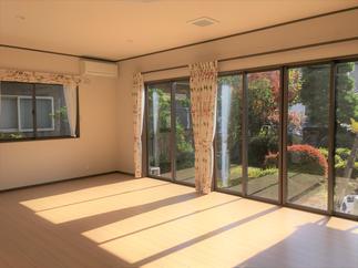 ２間を一部屋に