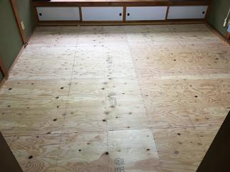 床板を張り替えました
