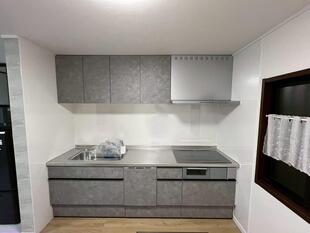 上質なモダンスタイルへ一新！キッチンリフォーム