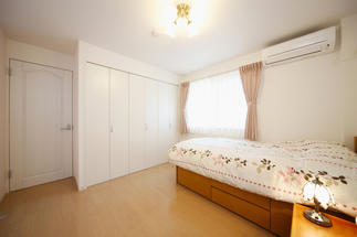 子世帯：生活時間がまちまちな家族も顔を合わせる場所をつくれば安心です