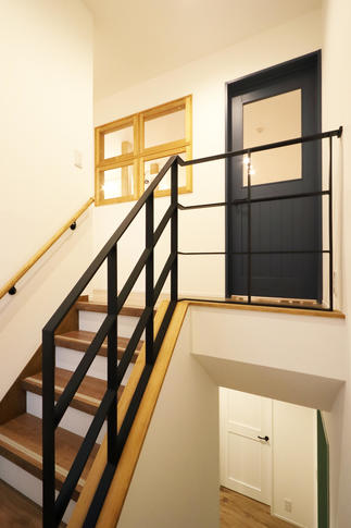 ■光と抜け感で明るく、開放的な空間へ■