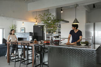 ■ダイニングバーのようなこだわりのキッチン■