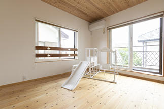 2階の和室を洋室へ