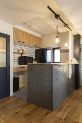 ■タイルが印象的なキッチン■