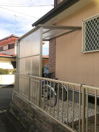 自転車を雨風から守る