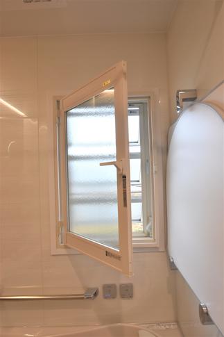 浴室の内窓
