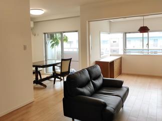 カーペットからフローリングへ