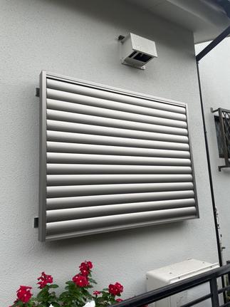 目隠し可動ルーバー