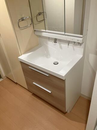 日々の暮らしをすっきり整えるライフアップ・ドレッサー