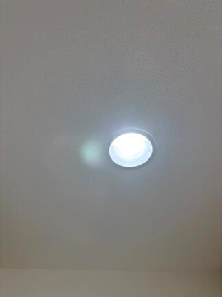 洗面所を明るく照らす立役者