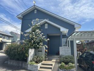 屋根・外壁の色を一新して住まいの印象アップ