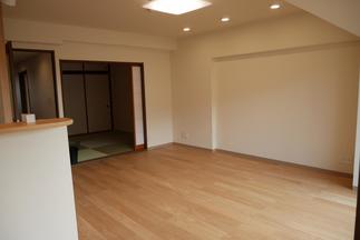 落ち着く居間へ。