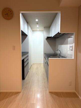 レイアウト自由度を高めたLD・キッチン改修