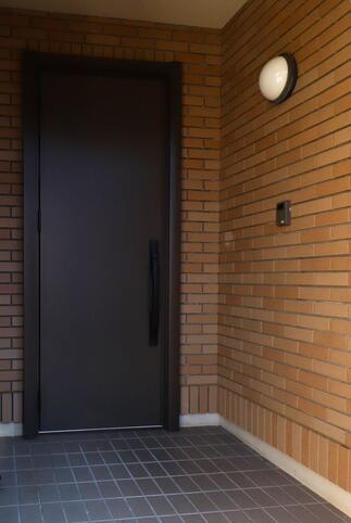断熱性能の高い玄関ドアLIXILリシェント断熱仕様