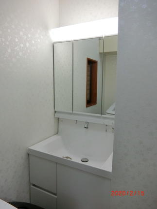 洗面台も一緒に交換しました。