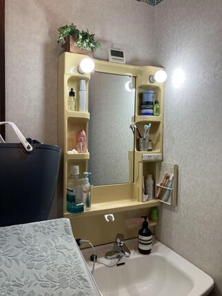 洗面鏡交換 施工前