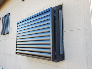 目隠し可動ルーバー