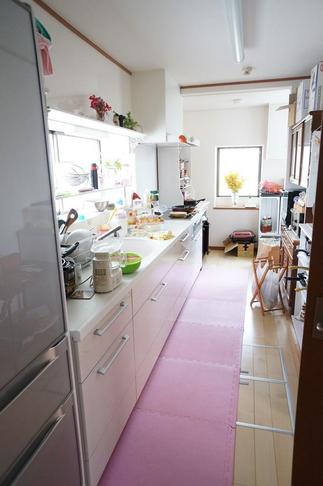 キッチン、ユニットバス、トイレ、洗面化粧台をすべて交換しました。