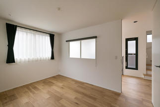 すっきりとした寝室