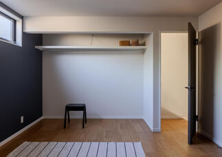 …落ち着いたトーンで安らぐ「静」の空間…