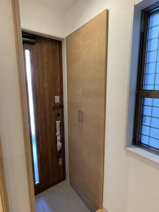 暗い玄関がパッと明るく