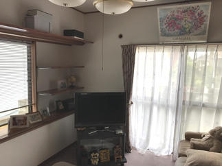 クロス貼換え・棚の作成と取り付け