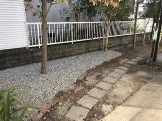 防草シートでスッキリとしたお庭に！