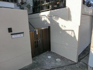 ボロボロの補修と塗装