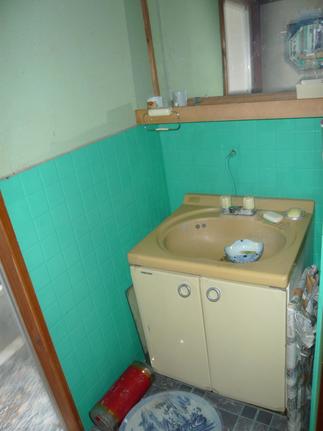 Before　洗面化粧室　