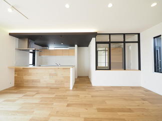 【リビングダイニングキッチン】