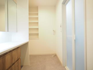 洗面化粧室　After