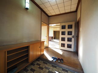 玄関　Before