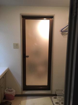 浴室ドア　Before　開き戸