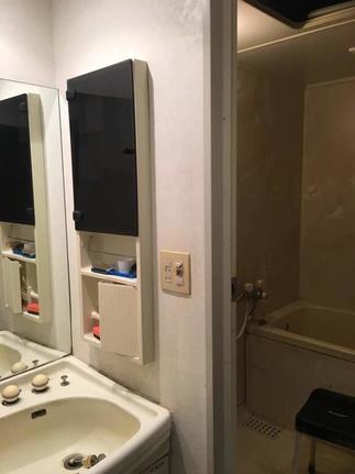 洗面化粧室　Before