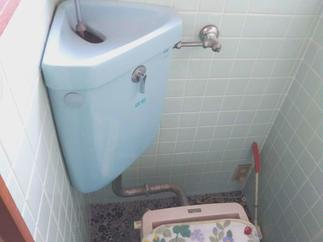 2階トイレ　Before②